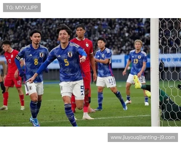 世界杯荷兰对阵日本比赛中两队防守能力分析与关键战术解读
